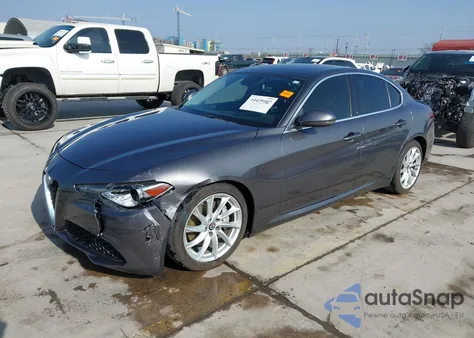 2019 Alfa Romeo Giulia Rwd z USA, uszkodzony, nr VIN ZARFAMAN4K7621279